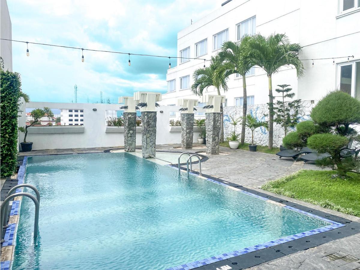 Malyabhara Hotel - Formerly Ibis Malioboro Yogyakarta Extérieur photo